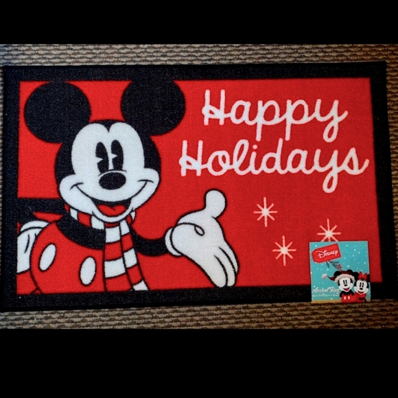 Mickey Mouse Rug - Picture 1 of 2